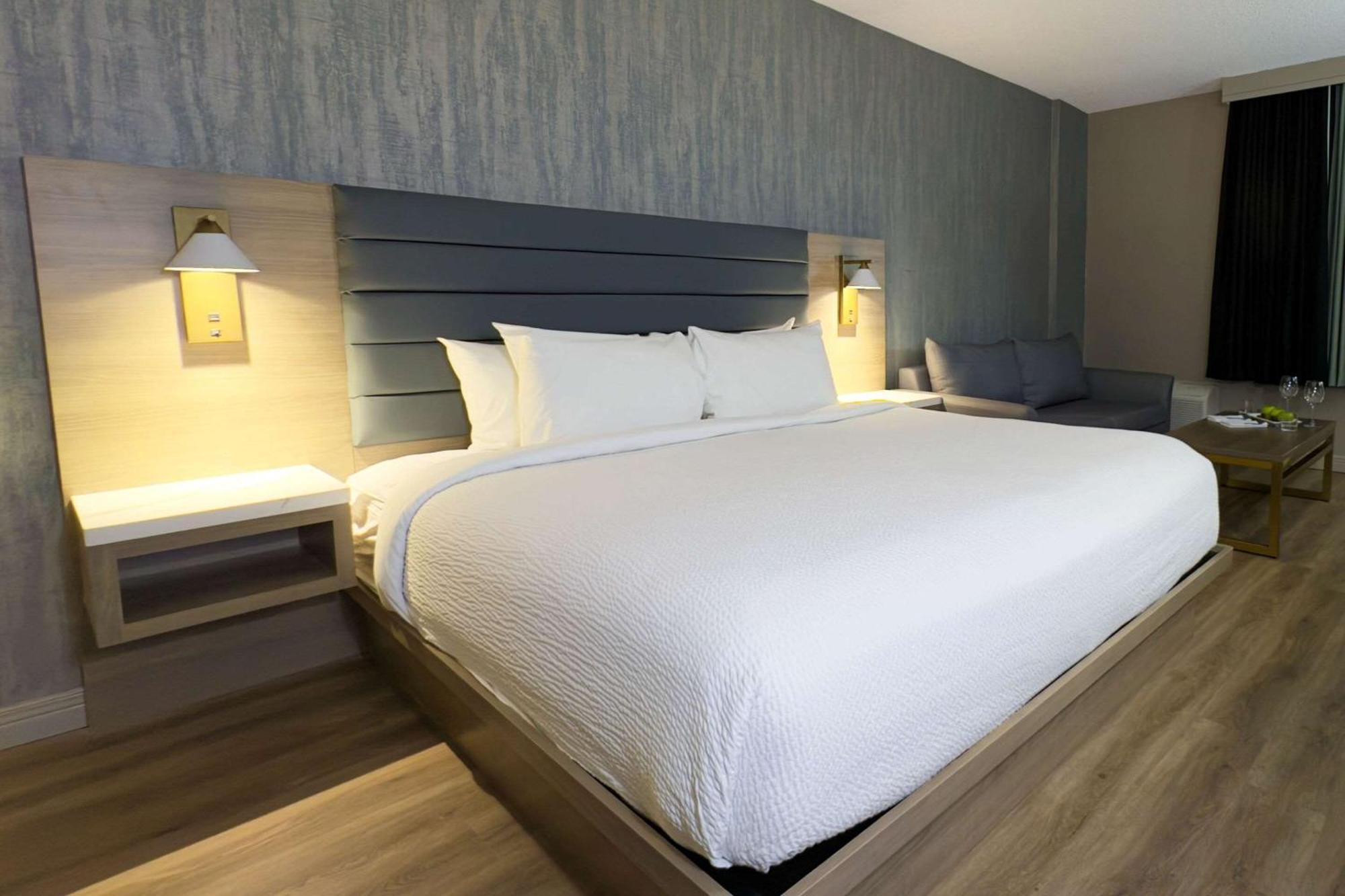 Hotel Radisson Airport