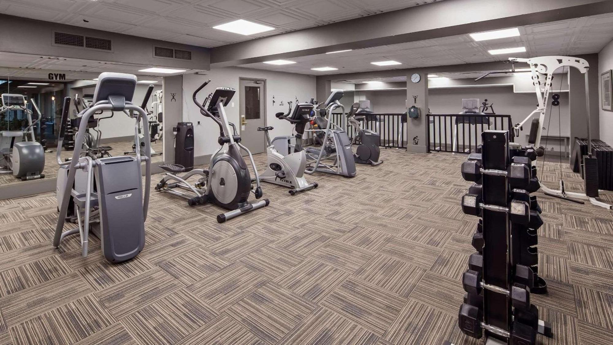 Radisson Airport 3* Montreal