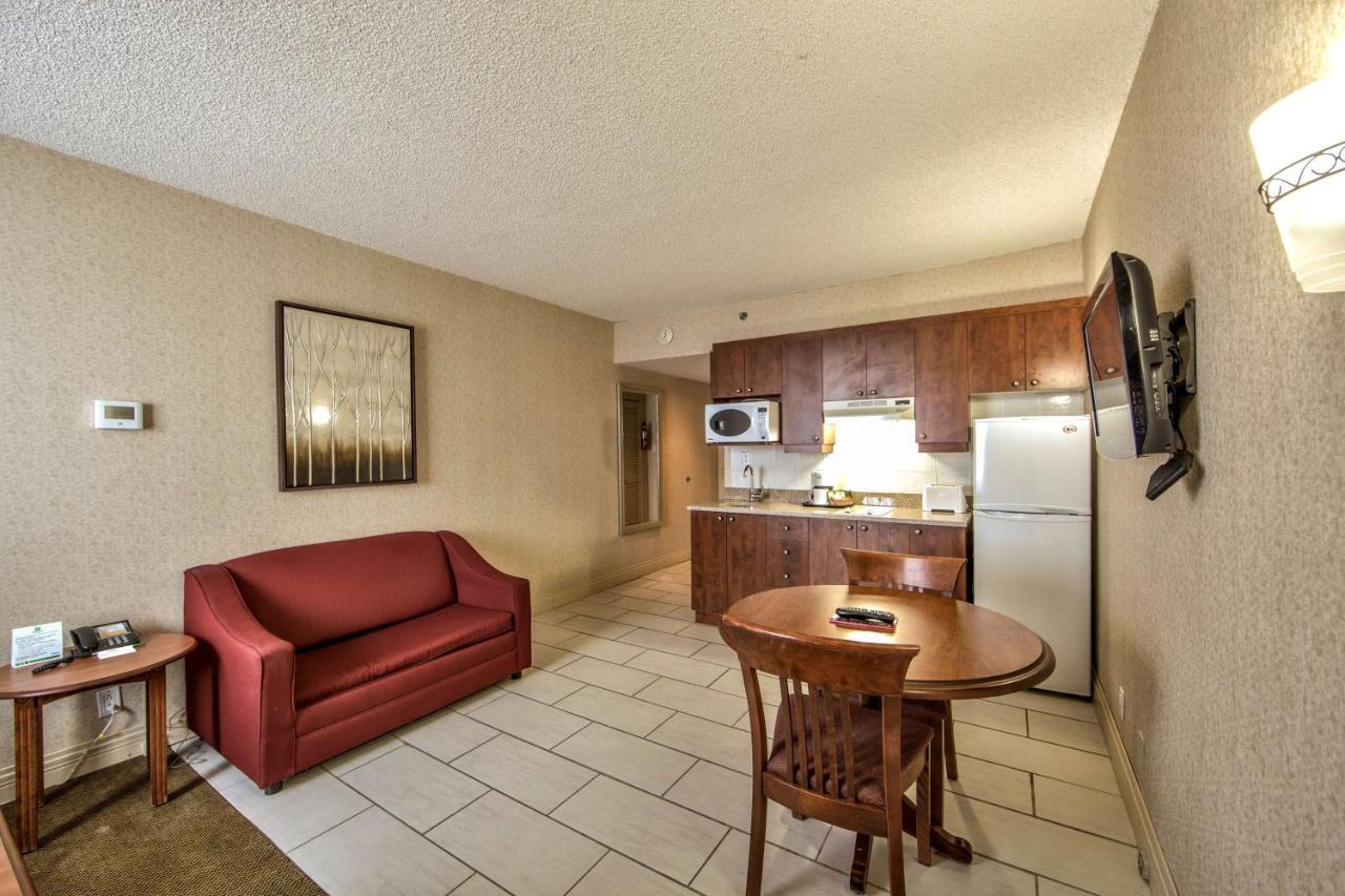 Radisson Airport 3* Montreal