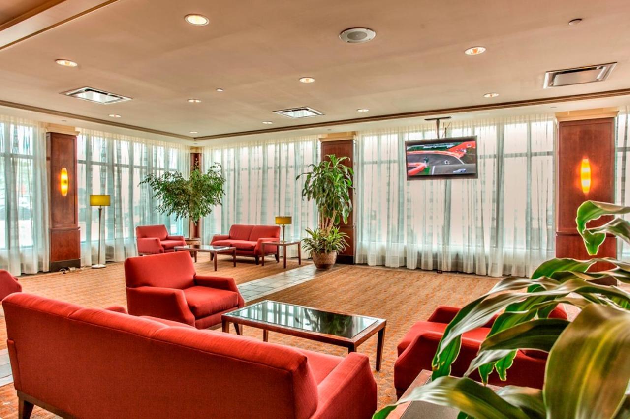 Radisson Airport